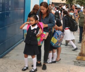 Regreso a clases llegará con “megapuente” en septiembre: ciclo escolar arranca 1 de septiembre y pausa hasta el 16