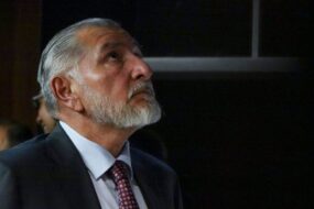 Adán Augusto López defiende ingresos por más de 78 millones de pesos