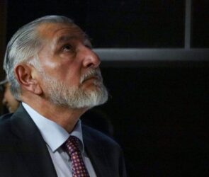 Adán Augusto López defiende ingresos por más de 78 millones de pesos