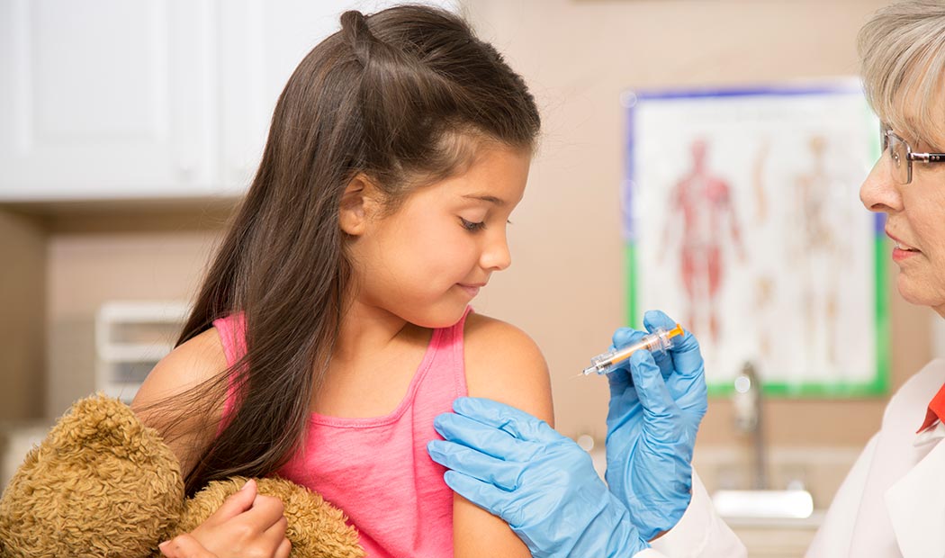 Vacunación VPH 2025 incluye por primera vez niños de quinto de primaria y menores de 11 años no escolarizados en México