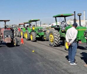 Cuarto día con carreteras bloqueadas en México