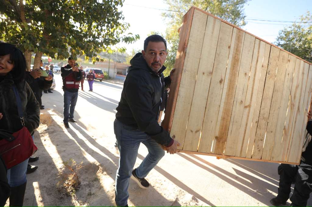 Familias juarenses agradecen a Cruz Pérez