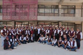 Claudia Sheinbaum encabeza la entrega de becas educativas y la revisión de CBTIS en Querétaro, fortaleciendo la educación pública y el futuro de la juventud