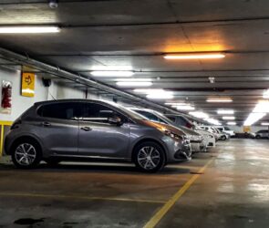 Estacionamientos de Querétaro operarán con horarios especiales en diciembre