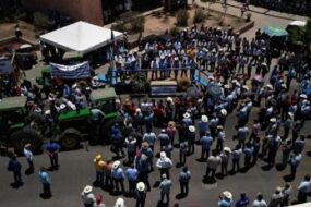 Agricultores se reúnen con el Gobierno federal