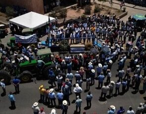 Agricultores se reúnen con el Gobierno federal